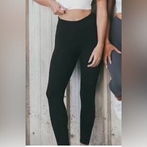 Stori. Leggings